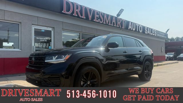 2023 Volkswagen Atlas Cross Sport 3.6L V6 SEL R-Line Black AWD photo