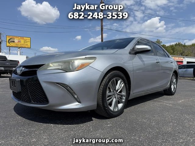 2015 Toyota Camry SE FWD photo
