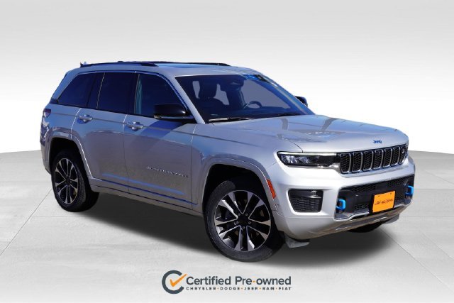 2023 Jeep Grand Cherokee Overland 4WD photo