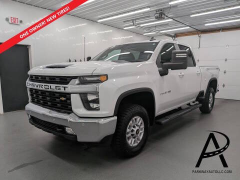 2022 Chevrolet Silverado 2500HD LT 4WD photo