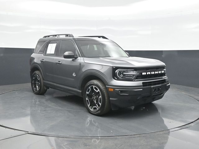 2023 Ford Bronco Sport Outer Banks 4WD photo