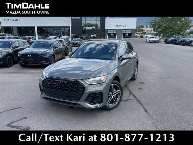 2023 Audi Q5 S line Premium Plus AWD photo