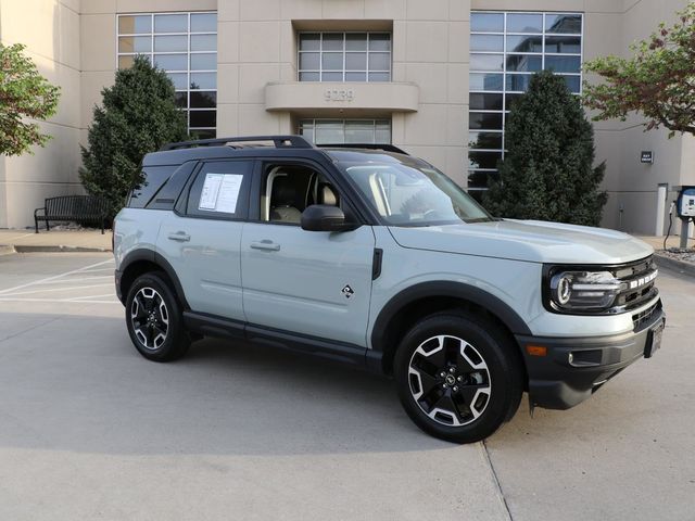 2023 Ford Bronco Sport Outer Banks 4WD photo