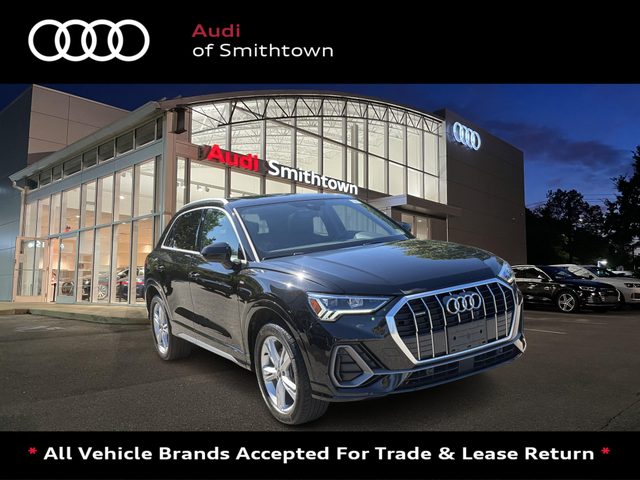 2023 Audi Q3 S line Premium AWD photo