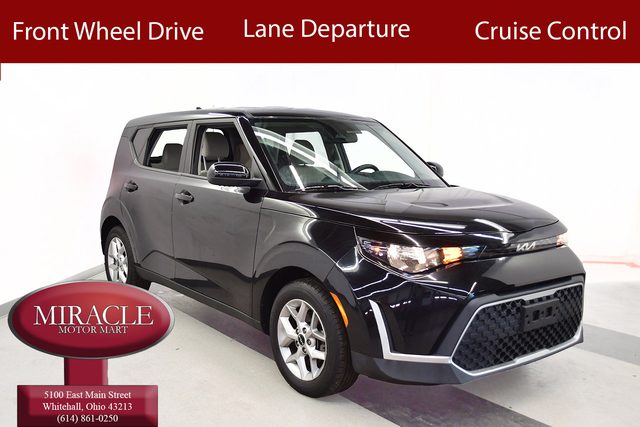 2023 Kia Soul LX FWD photo