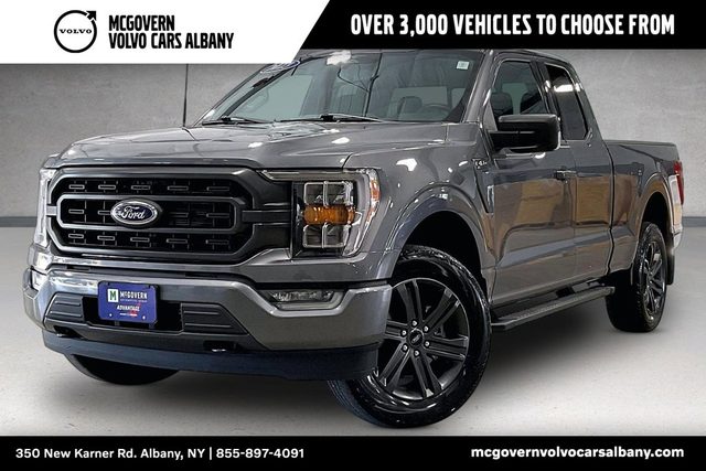2023 Ford F-150 XLT 4WD photo