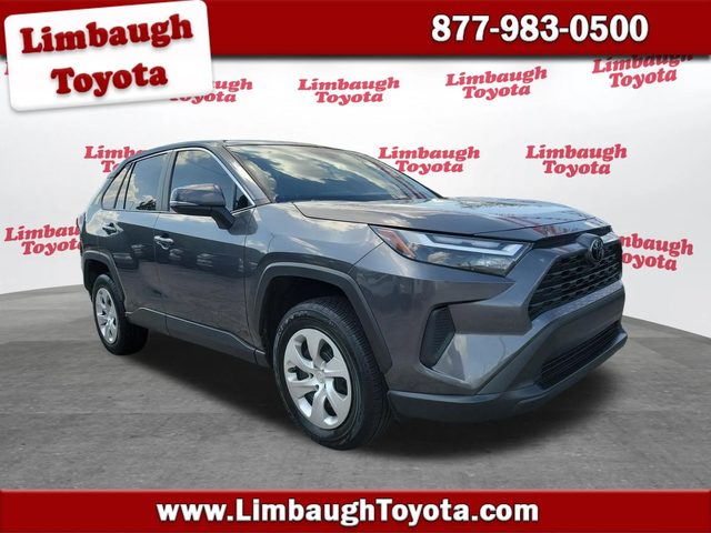 2023 Toyota RAV4 LE FWD photo