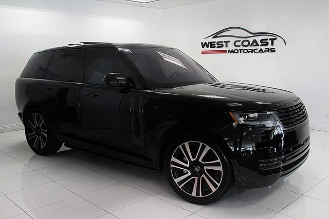 2023 Land Rover Range Rover SE AWD photo