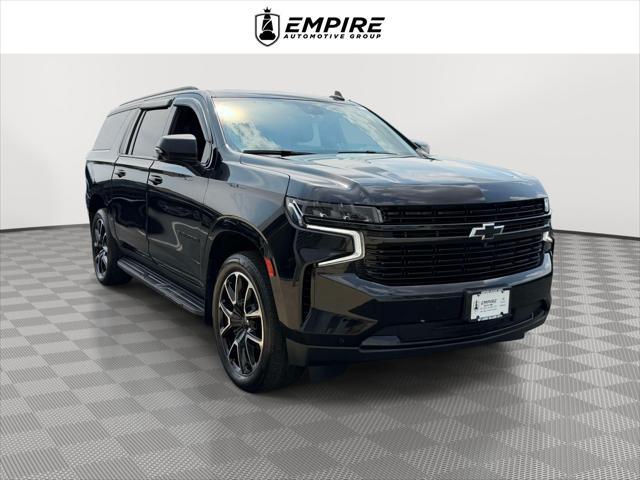 2023 Chevrolet Suburban RST 4WD photo