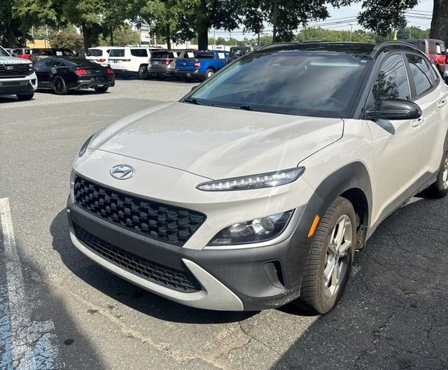 2023 Hyundai Kona SEL FWD photo