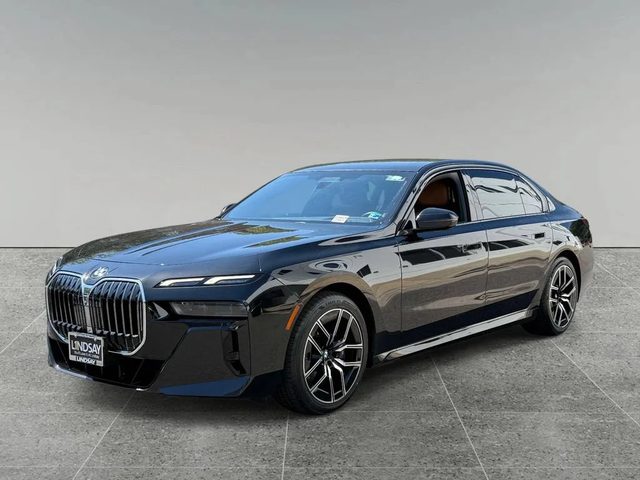 2023 BMW 7 Series 740i RWD photo