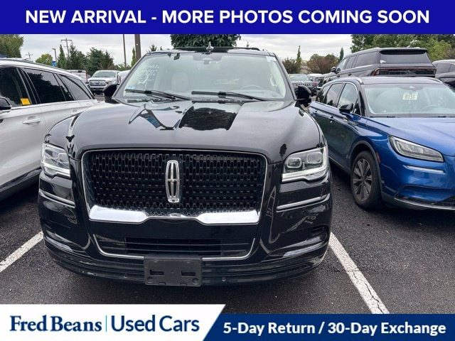 2023 Lincoln Navigator Reserve 4WD photo
