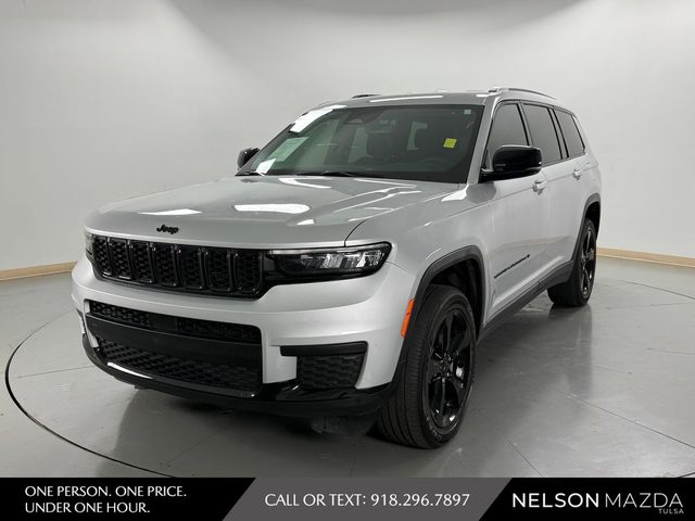 2023 Jeep Grand Cherokee L Altitude 4WD photo