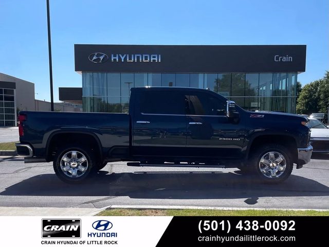 2023 Chevrolet Silverado 2500HD LTZ 4WD photo
