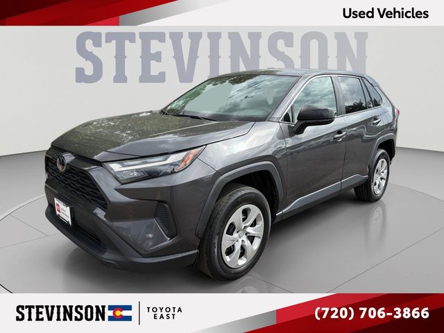 2023 Toyota RAV4 LE AWD photo