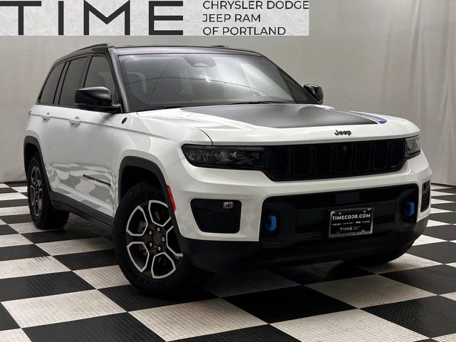 2023 Jeep Grand Cherokee Trailhawk 4WD photo