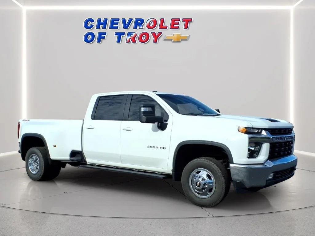 2023 Chevrolet Silverado 3500HD LT 4WD photo