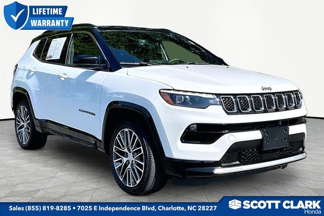 2023 Jeep Compass Limited 4WD photo