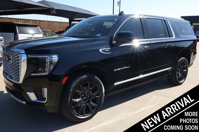 2023 GMC Yukon XL Denali RWD photo