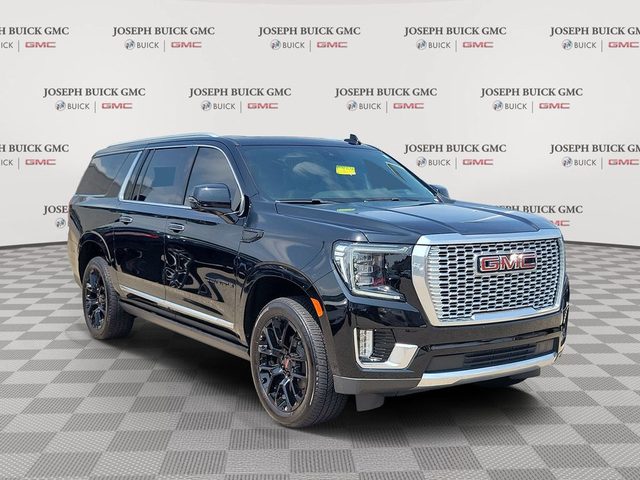 2023 GMC Yukon XL Denali 4WD photo