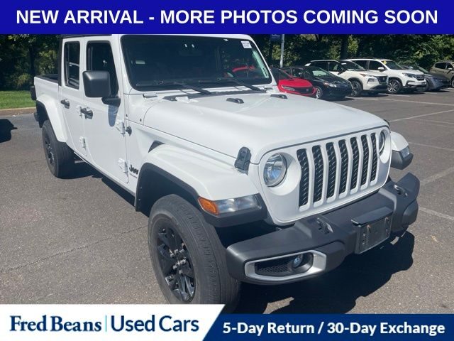 2023 Jeep Gladiator Sport S 4WD photo
