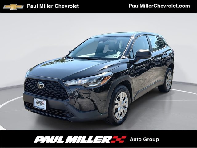 2023 Toyota Corolla Cross L AWD photo