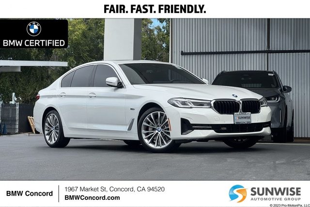 2023 BMW 5 Series 530e RWD photo