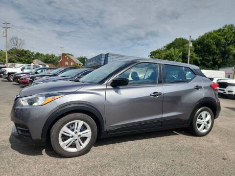2020 Nissan Kicks S FWD photo
