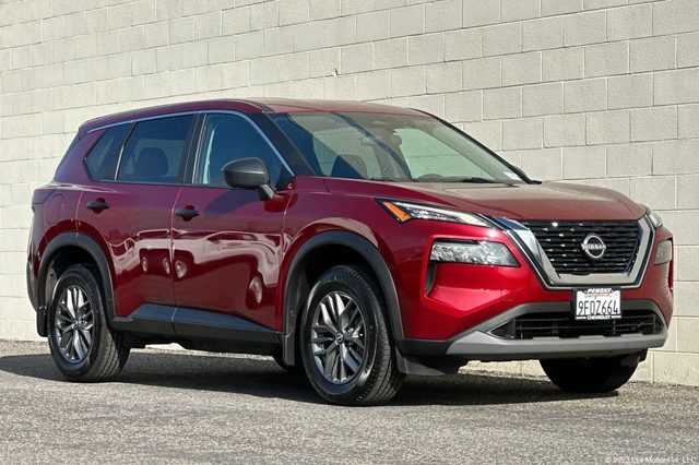 2023 Nissan Rogue S FWD photo