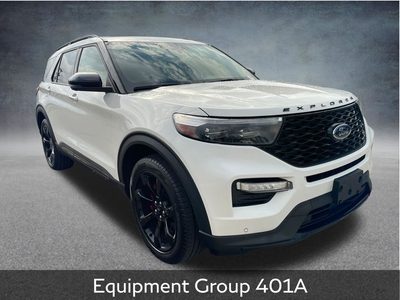 2023 Ford Explorer ST 4WD photo