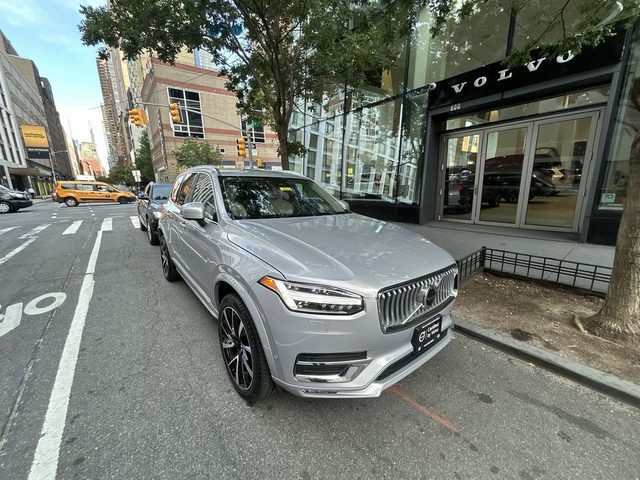 2023 Volvo XC90 Plus AWD photo
