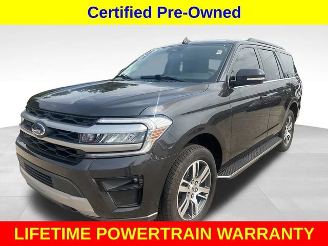 2023 Ford Expedition XLT 4WD photo