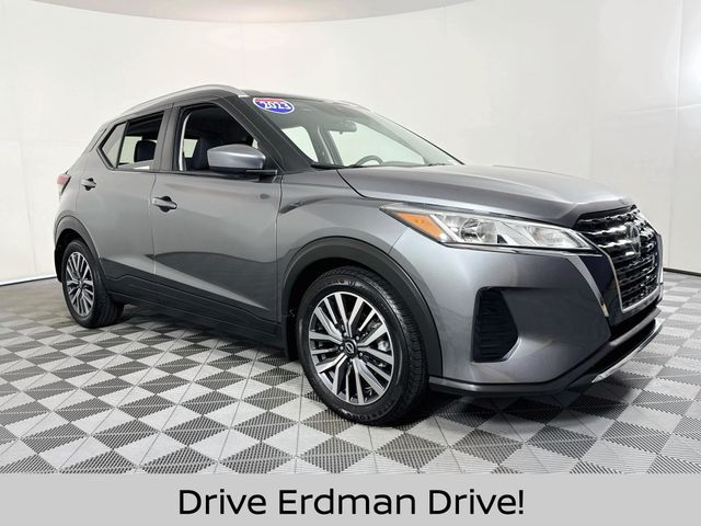 2023 Nissan Kicks SV FWD photo