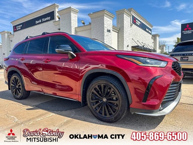 2023 Toyota Highlander XSE FWD photo