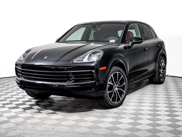 2023 Porsche Cayenne  AWD photo