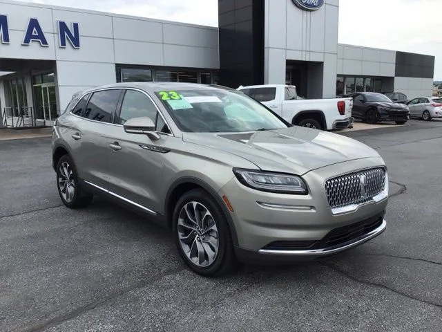 2023 Lincoln Nautilus Reserve AWD photo