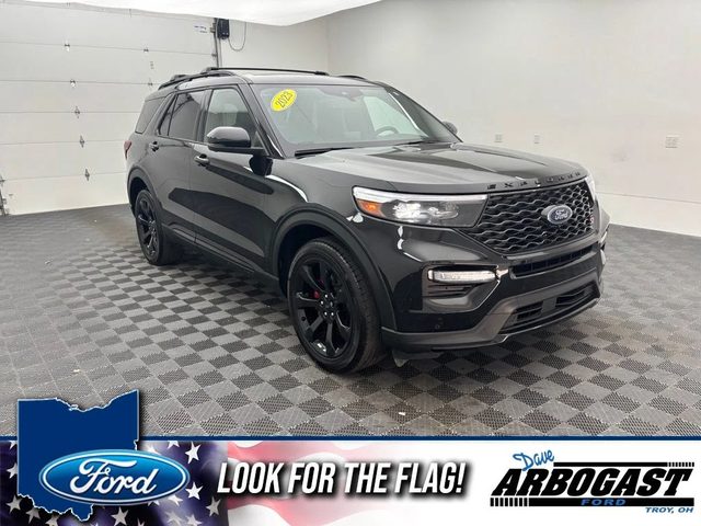 2023 Ford Explorer ST 4WD photo