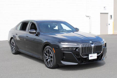 2023 BMW 7 Series 740i RWD photo