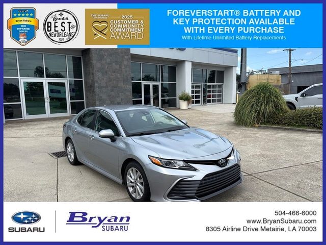 2023 Toyota Camry LE FWD photo