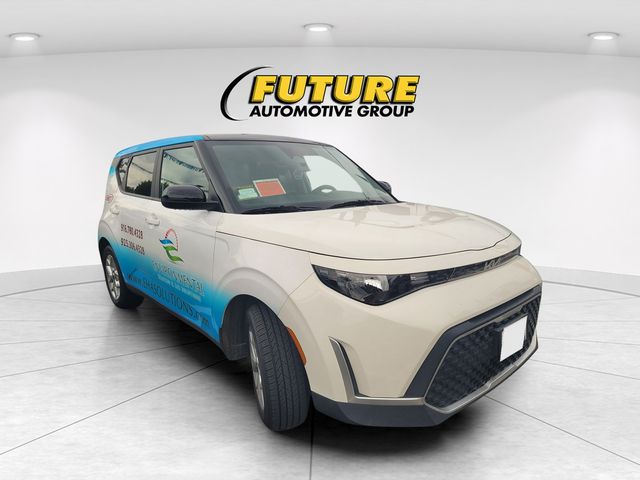 2023 Kia Soul S FWD photo