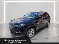 2023 Jeep Compass Latitude 4WD photo
