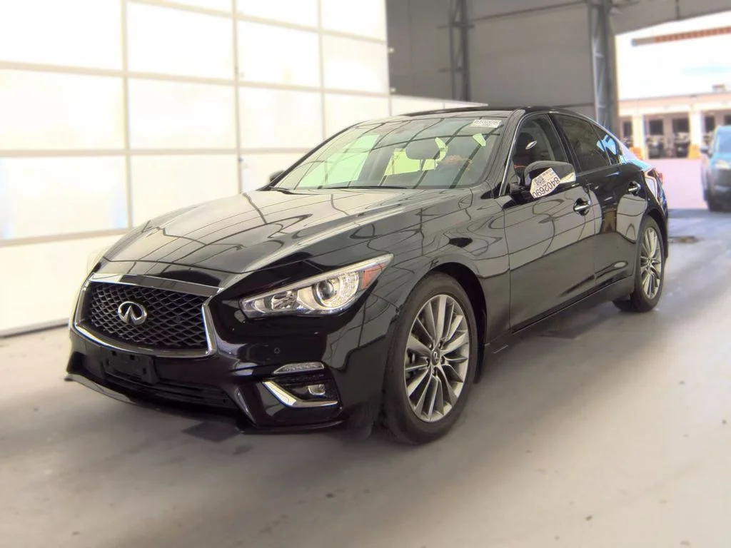 2023 Infiniti Q50 LUXE AWD photo