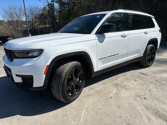 2023 Jeep Grand Cherokee L Altitude 4WD photo
