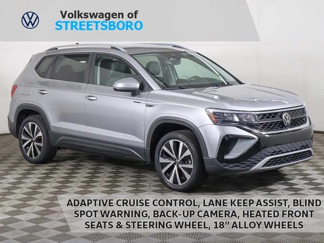 2023 Volkswagen Taos SE FWD photo