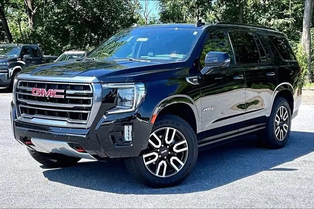 2023 GMC Yukon AT4 4WD photo