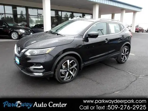 2022 Nissan Rogue Sport SL AWD photo