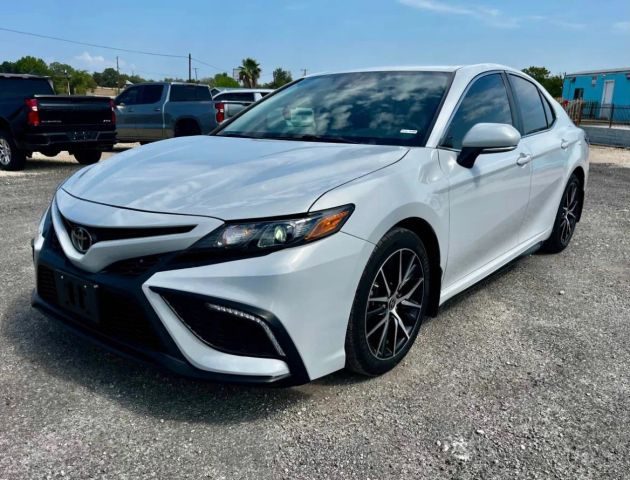 2023 Toyota Camry SE FWD photo