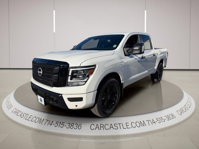 2023 Nissan Titan SV 4WD photo