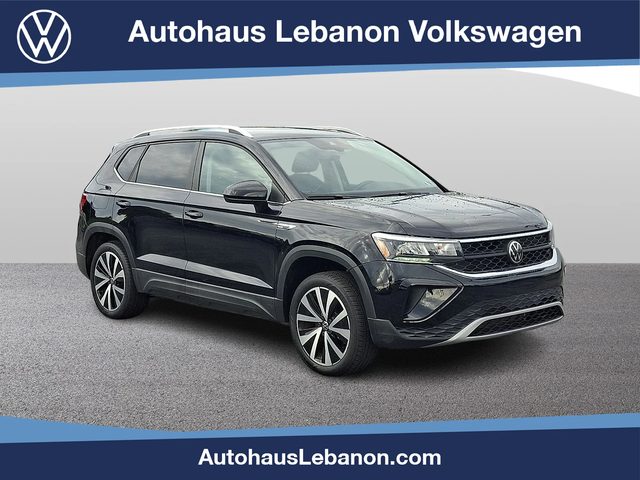 2023 Volkswagen Taos SE FWD photo