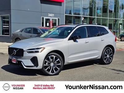 2023 Volvo XC60 Plus Dark Theme AWD photo